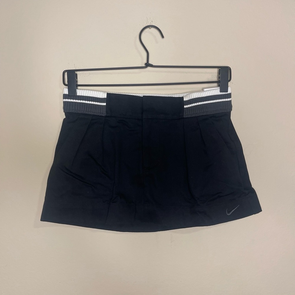 Nike Sportswear Women's Low-Rise Canvas Mini Skirt